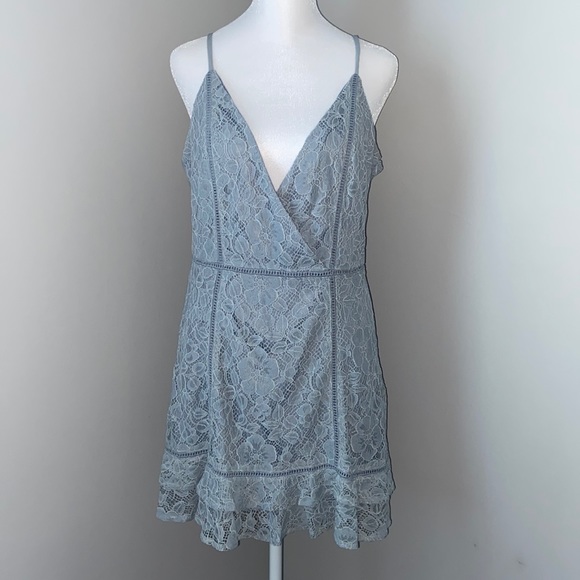 NWOT Lulu’s Sweet Like Candy Lace Ruffle Hem Minidress XL Dusty Blue MSRP $75 - Picture 4 of 12